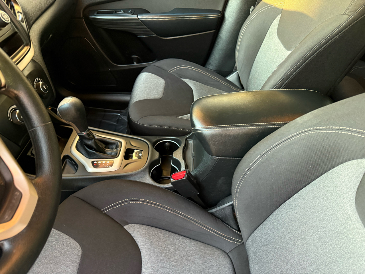 Jeep Cherokee Sport FWD 2014