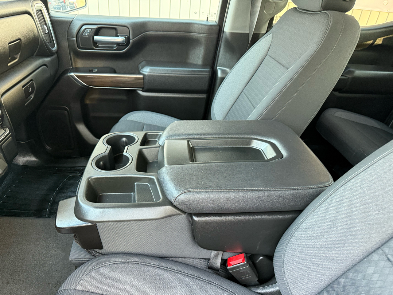 Chevrolet Silverado 1500 Limited LT Crew Cab 4WD 2022