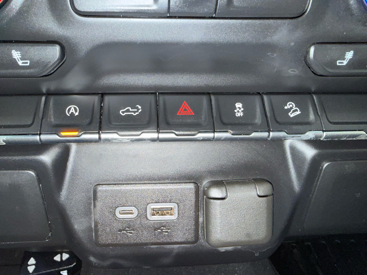 Chevrolet Silverado 1500 Limited LT Crew Cab 4WD 2022