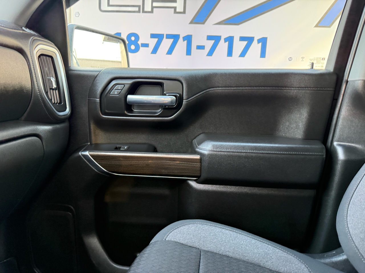 Chevrolet Silverado 1500 Limited LT Crew Cab 4WD 2022