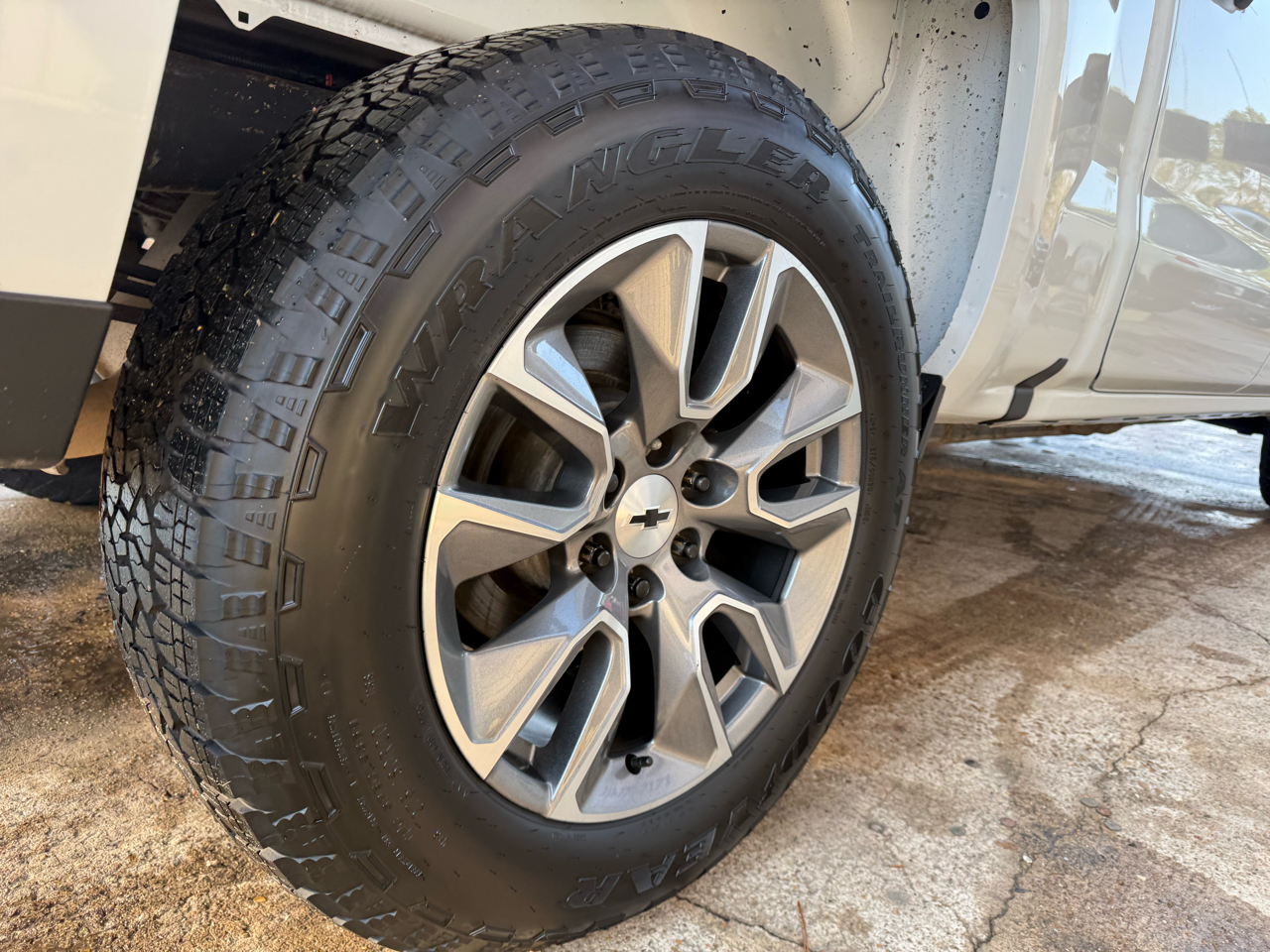 Chevrolet Silverado 1500 Work Truck Crew Cab Long Box 4WD 2018