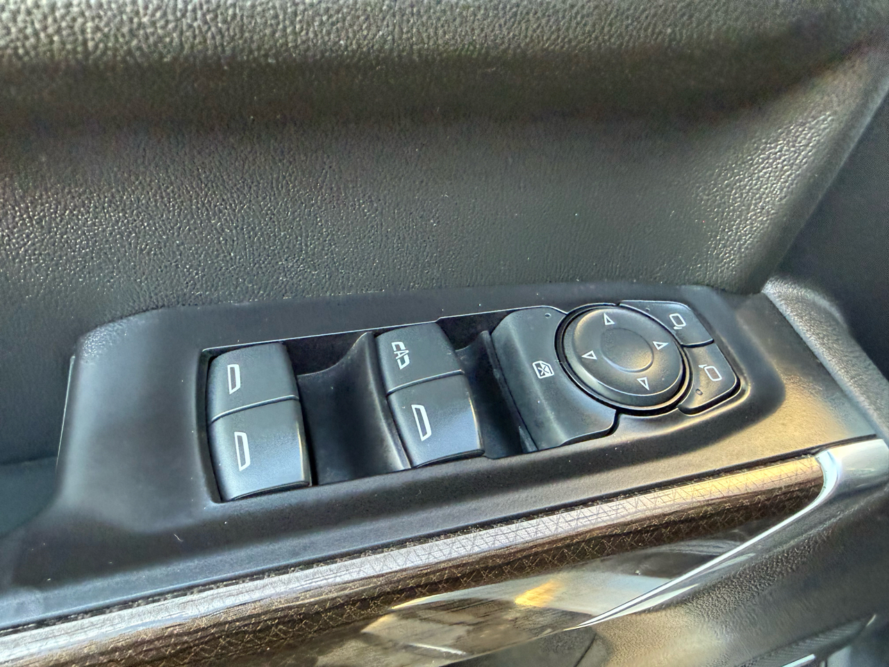 Chevrolet Silverado 1500 LT Trail Boss Crew Cab 4WD 2019