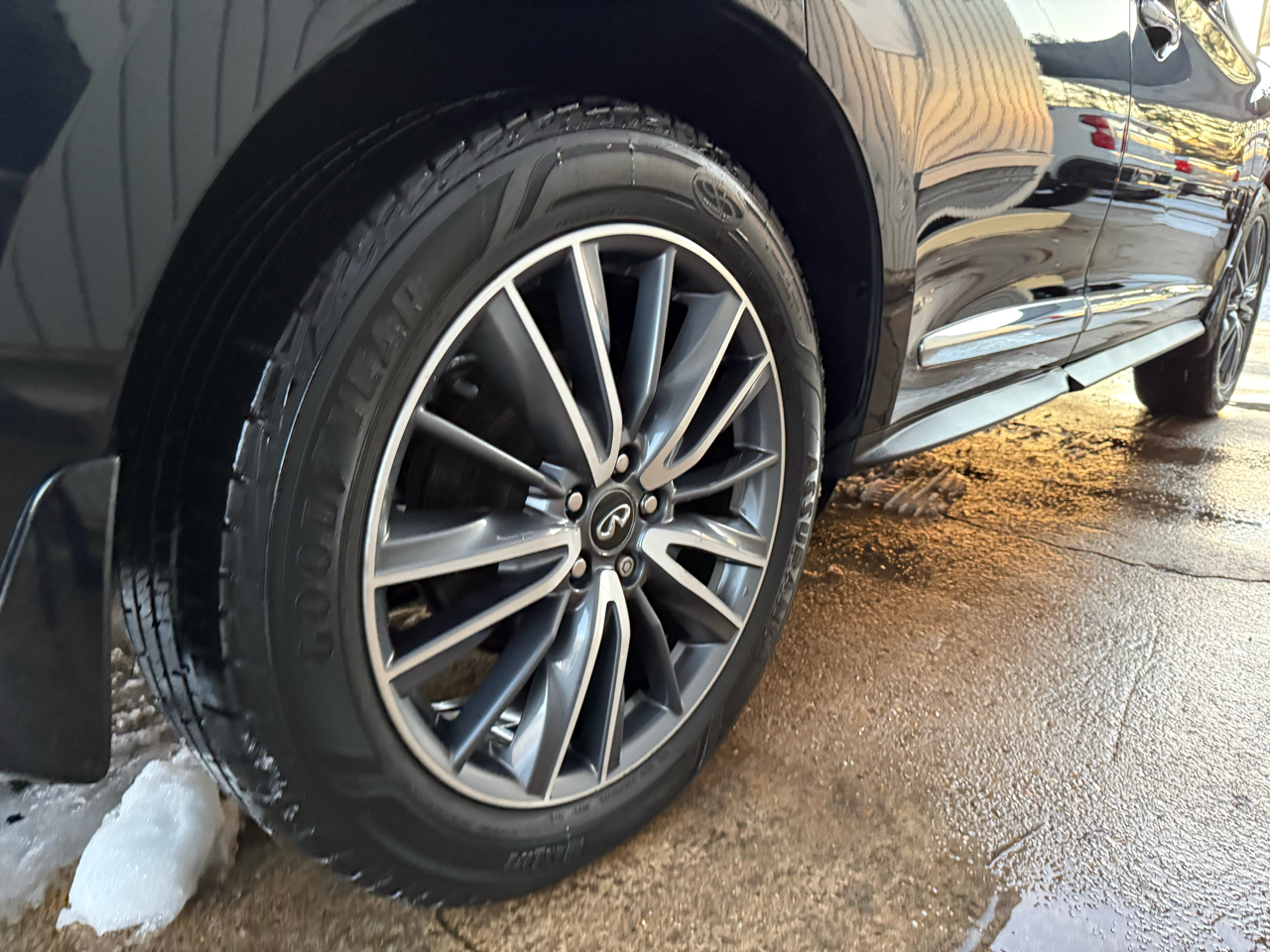 Infiniti QX60 PURE 2020