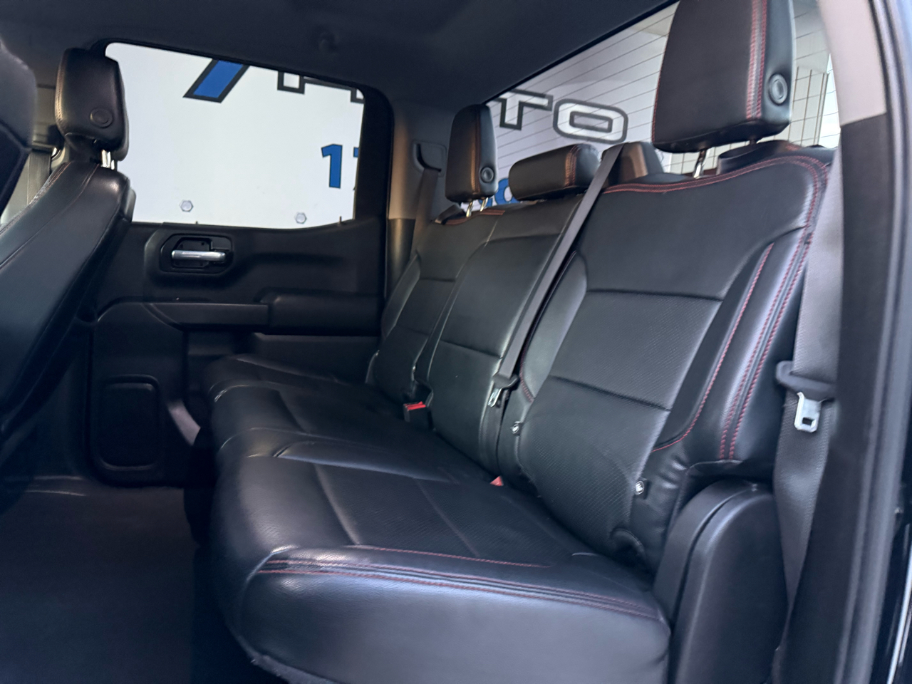 Chevrolet Silverado 1500 Custom Crew Cab 4WD 2022