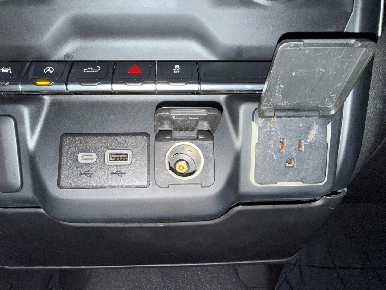 Chevrolet Silverado 1500 Custom Crew Cab 4WD 2022