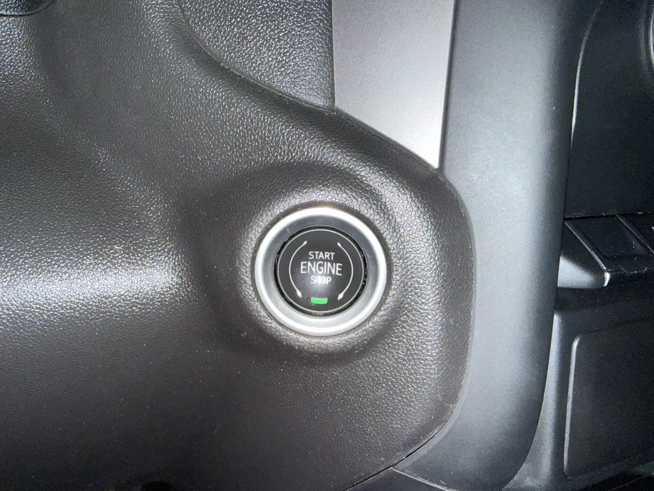 Chevrolet Silverado 1500 Custom Crew Cab 4WD 2022