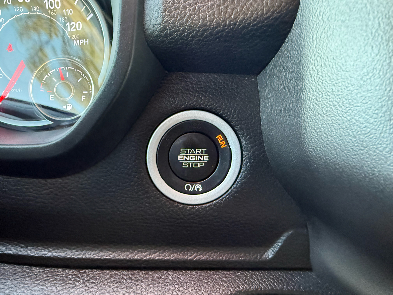 RAM 1500 Big Horn Crew Cab SWB 4WD 2022