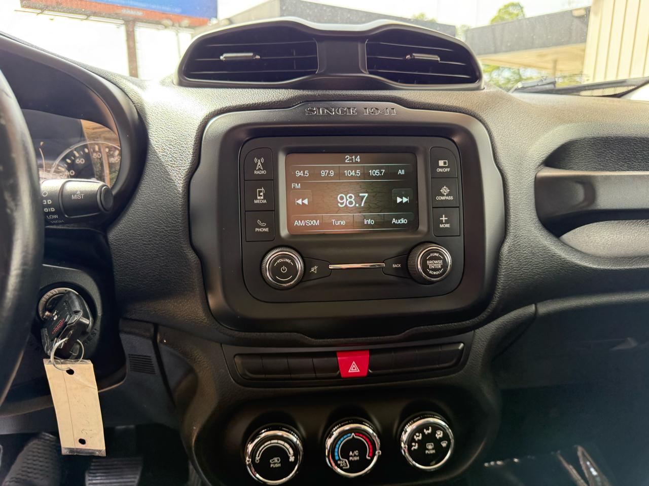 Jeep Renegade Latitude FWD 2015