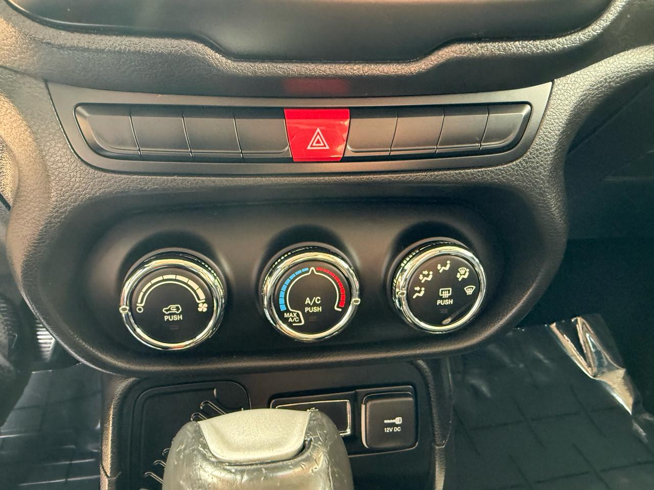 Jeep Renegade Latitude FWD 2015