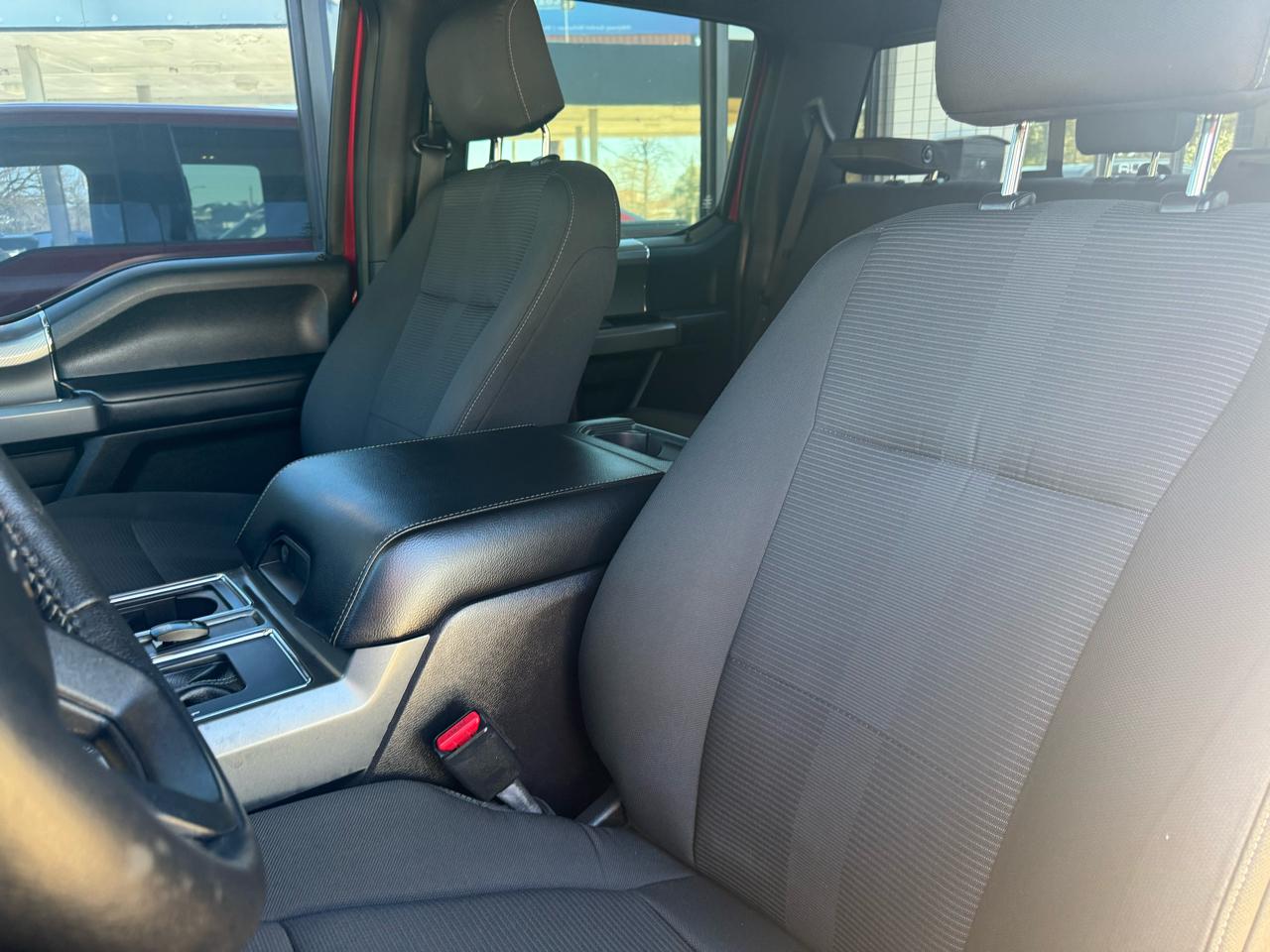 Ford F-150 XLT SuperCrew 5.5-ft. Bed 4WD 2016