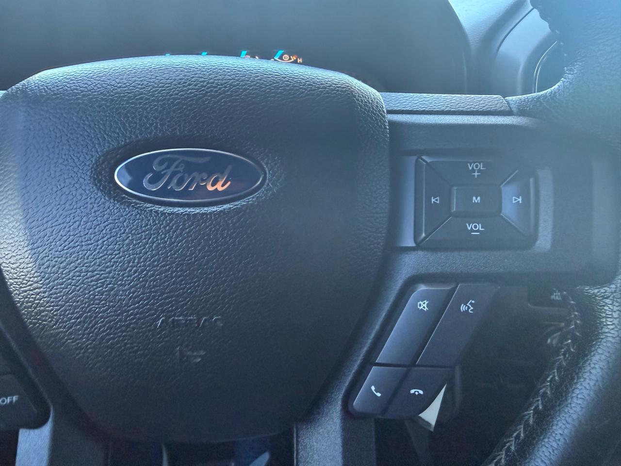 Ford F-150 XLT SuperCrew 5.5-ft. Bed 4WD 2016