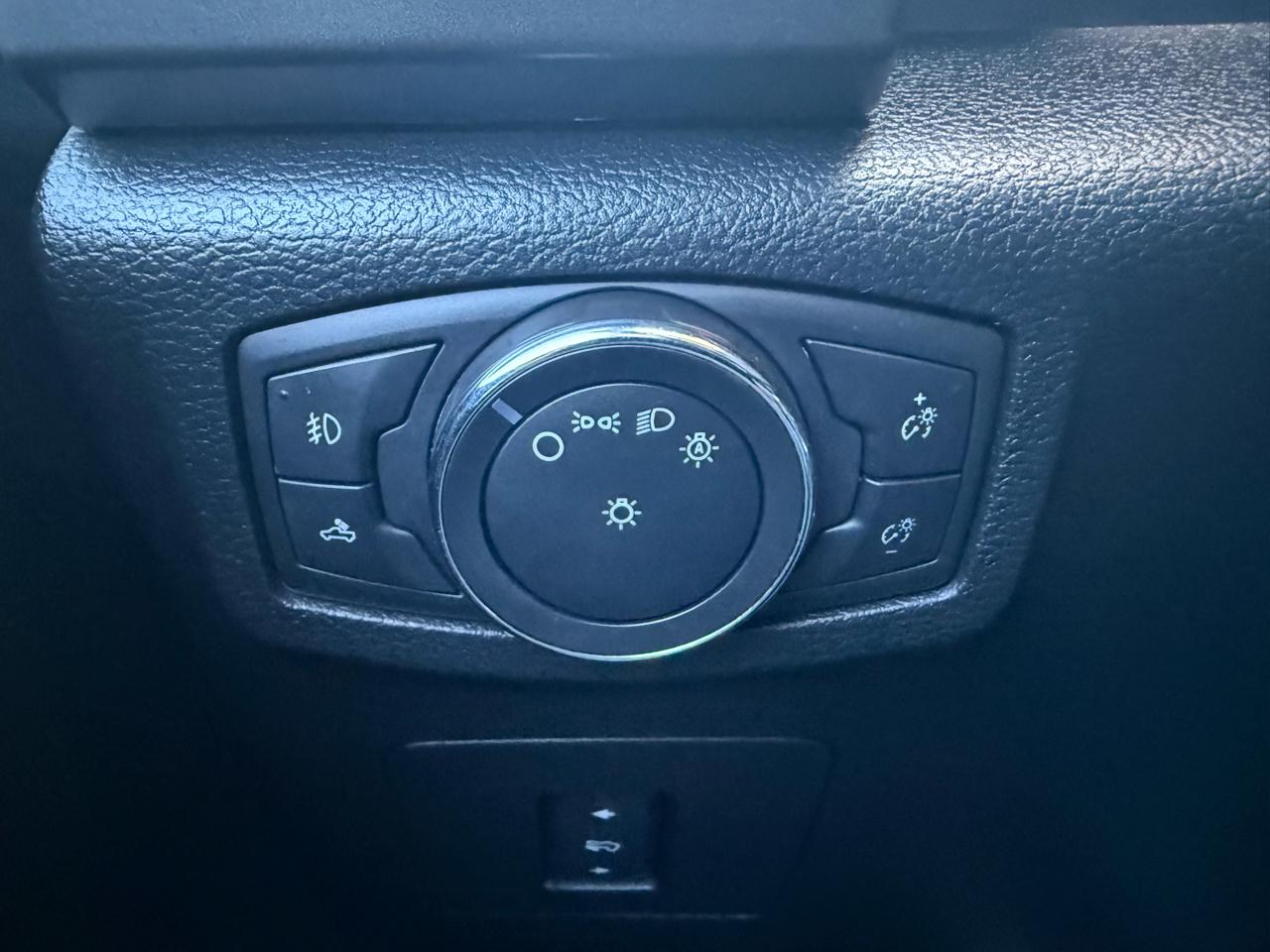 Ford F-150 XLT SuperCrew 5.5-ft. Bed 4WD 2016