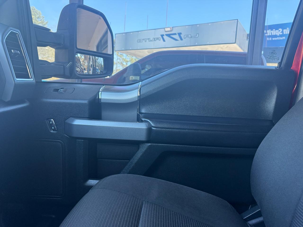 Ford F-150 XLT SuperCrew 5.5-ft. Bed 4WD 2016