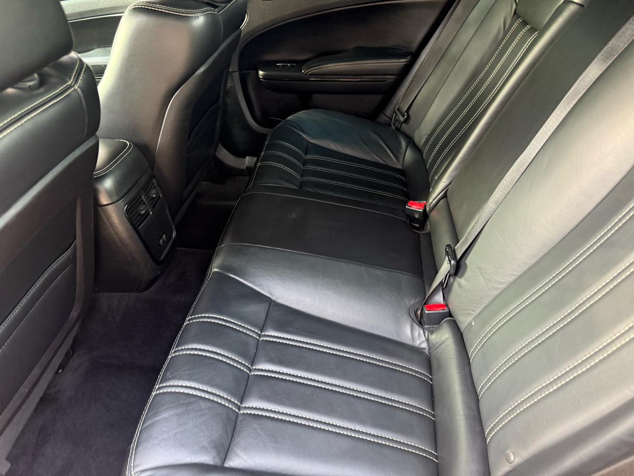 Chrysler 300 S V6 RWD 2016