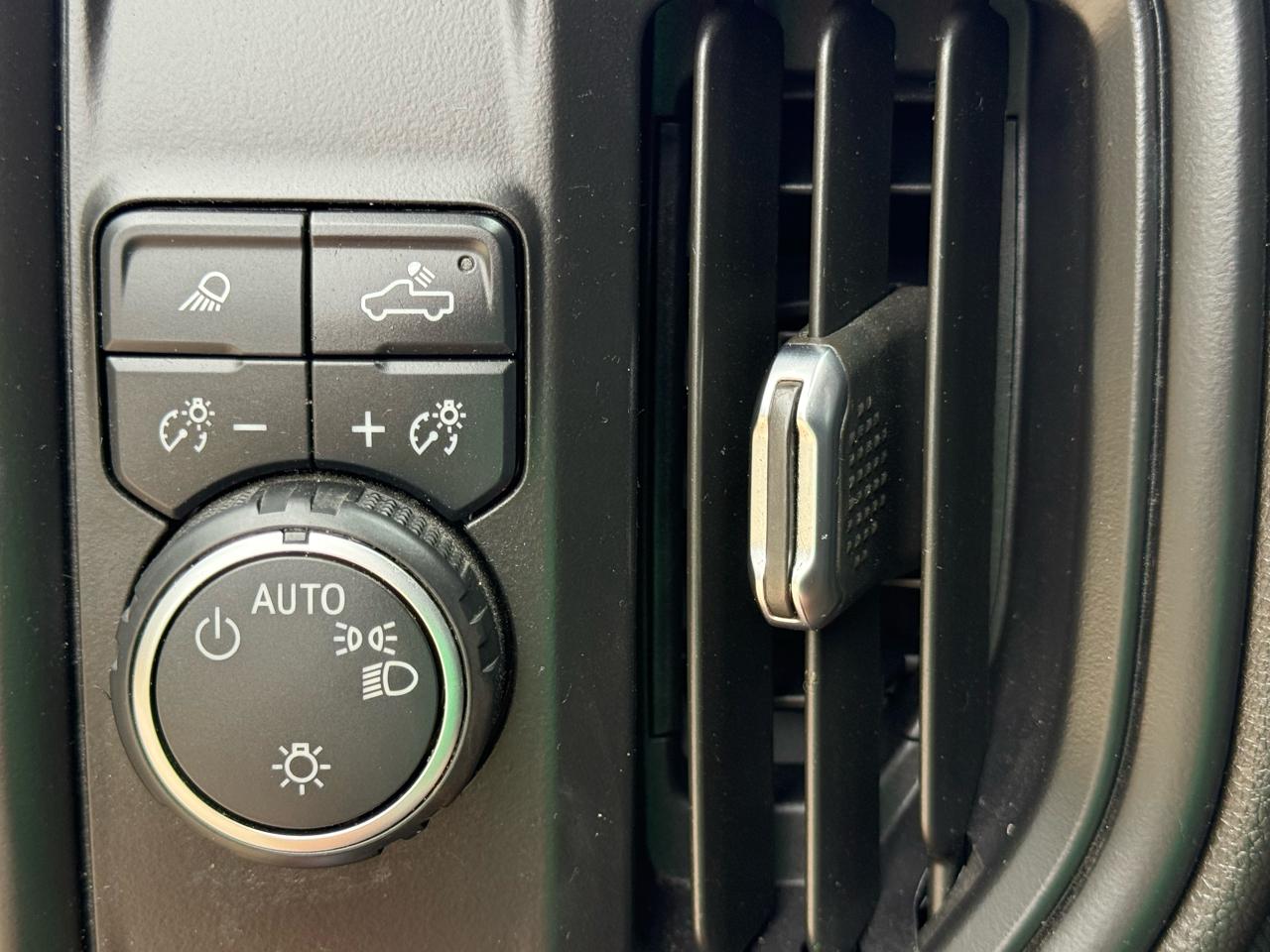 Chevrolet Silverado 2500HD Work Truck Crew Cab Long Box 2WD 2024