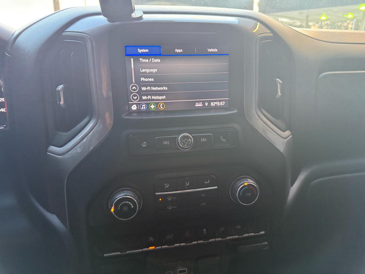 Chevrolet Silverado 1500 Custom Crew Cab Short Box 2WD 2021