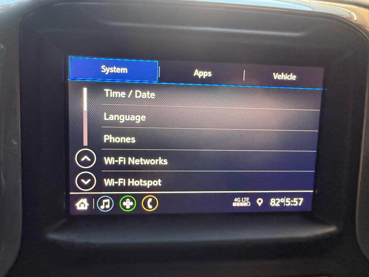 Chevrolet Silverado 1500 Custom Crew Cab Short Box 2WD 2021