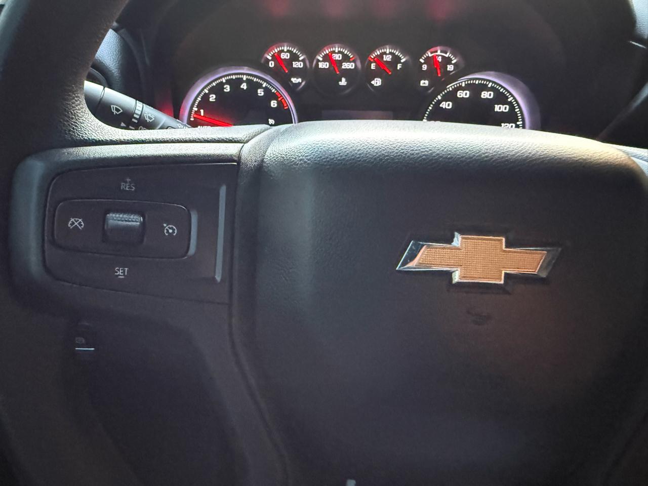 Chevrolet Silverado 1500 Custom Crew Cab Short Box 2WD 2021