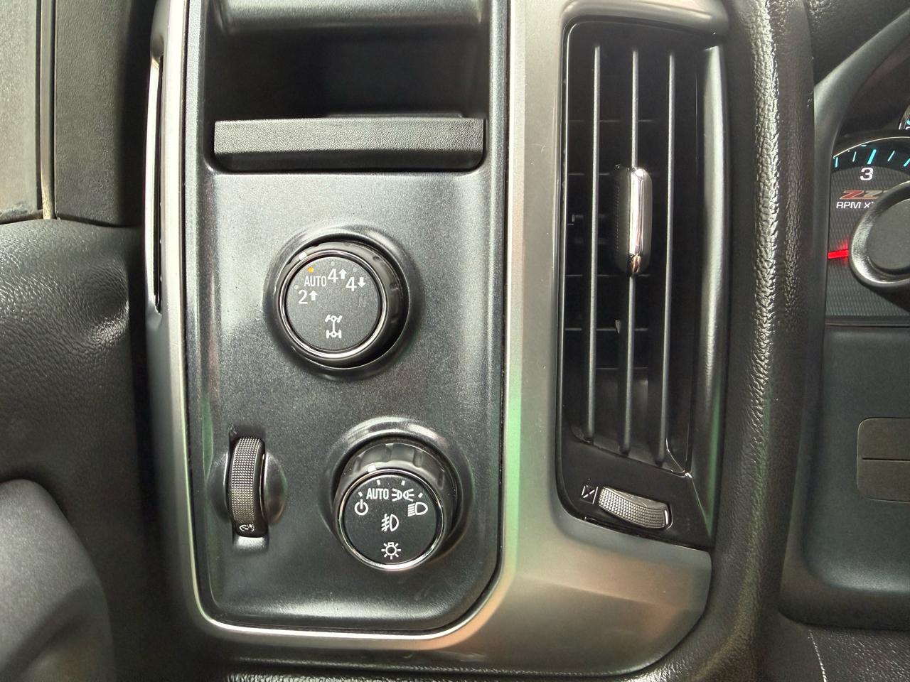 Chevrolet Silverado 1500 LT Double Cab 4WD 2018