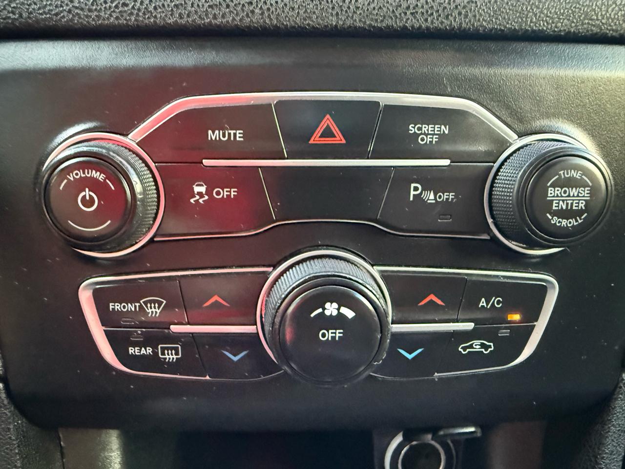 Dodge Charger SXT 2019