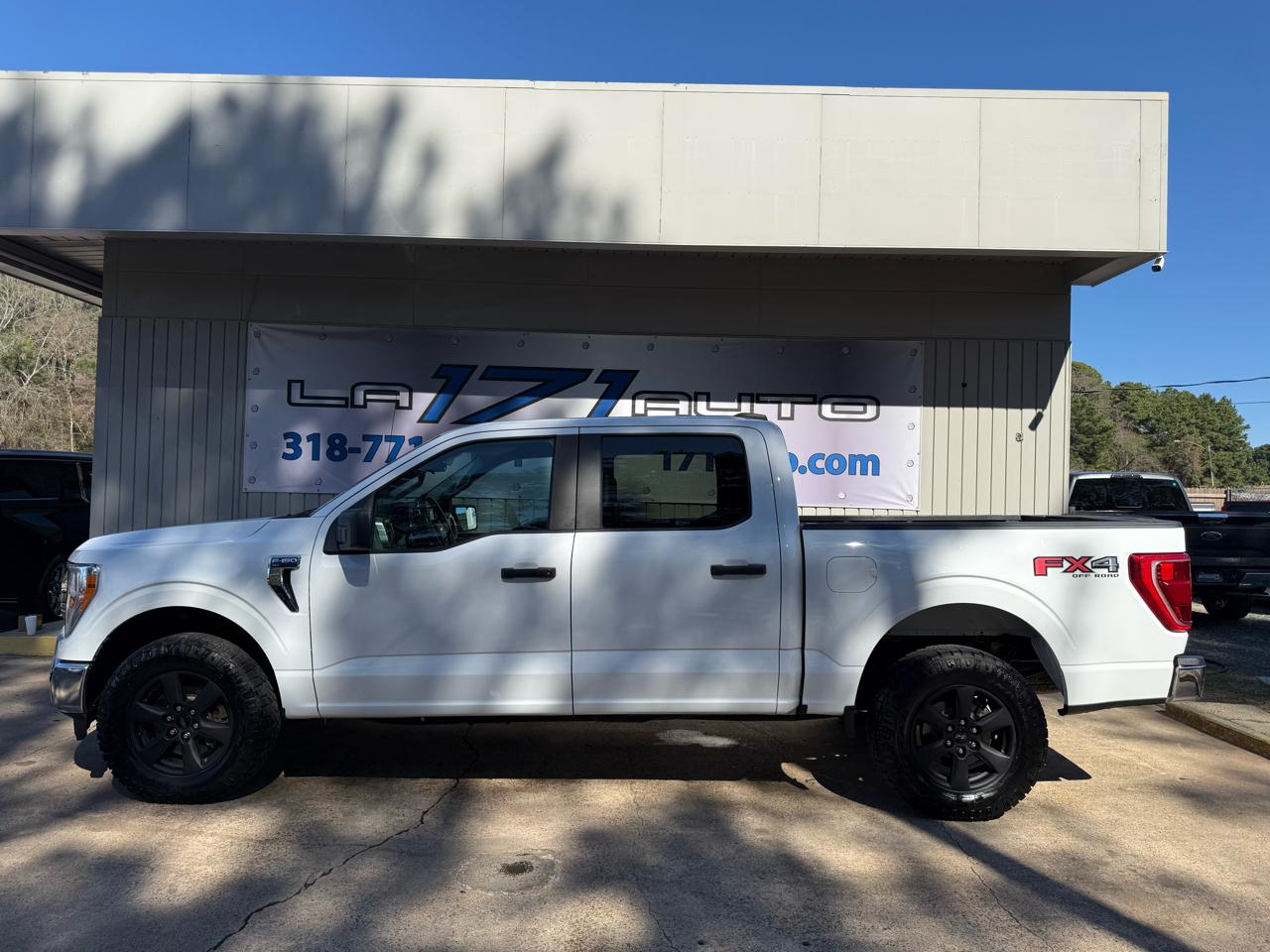 Ford F-150 4WD SuperCrew 139" XLT 2021