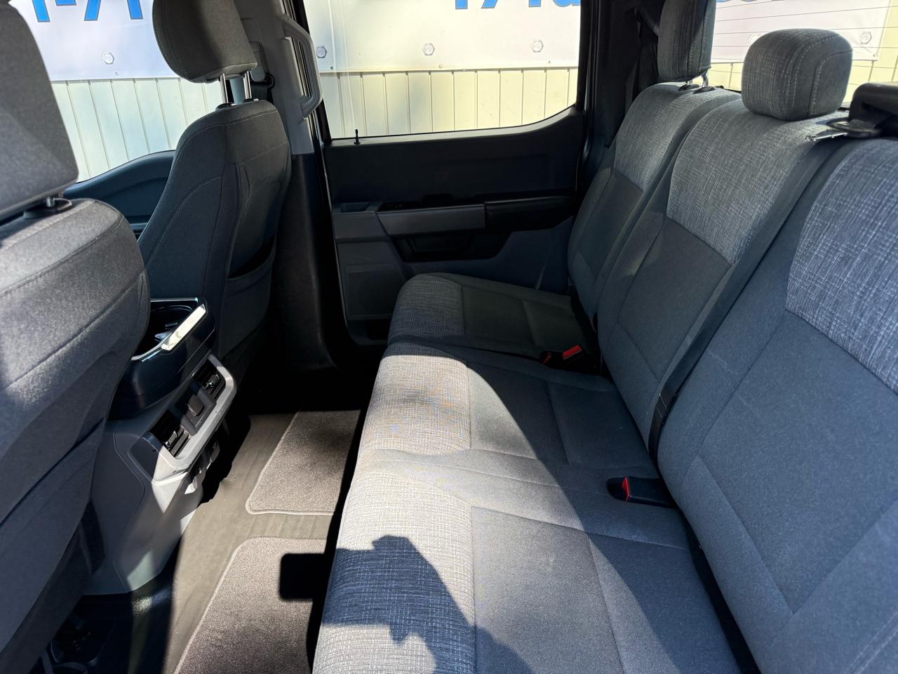 Ford F-150 4WD SuperCrew 139" XLT 2021