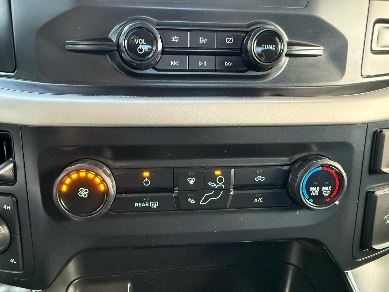 Ford F-150 4WD SuperCrew 139" XLT 2021