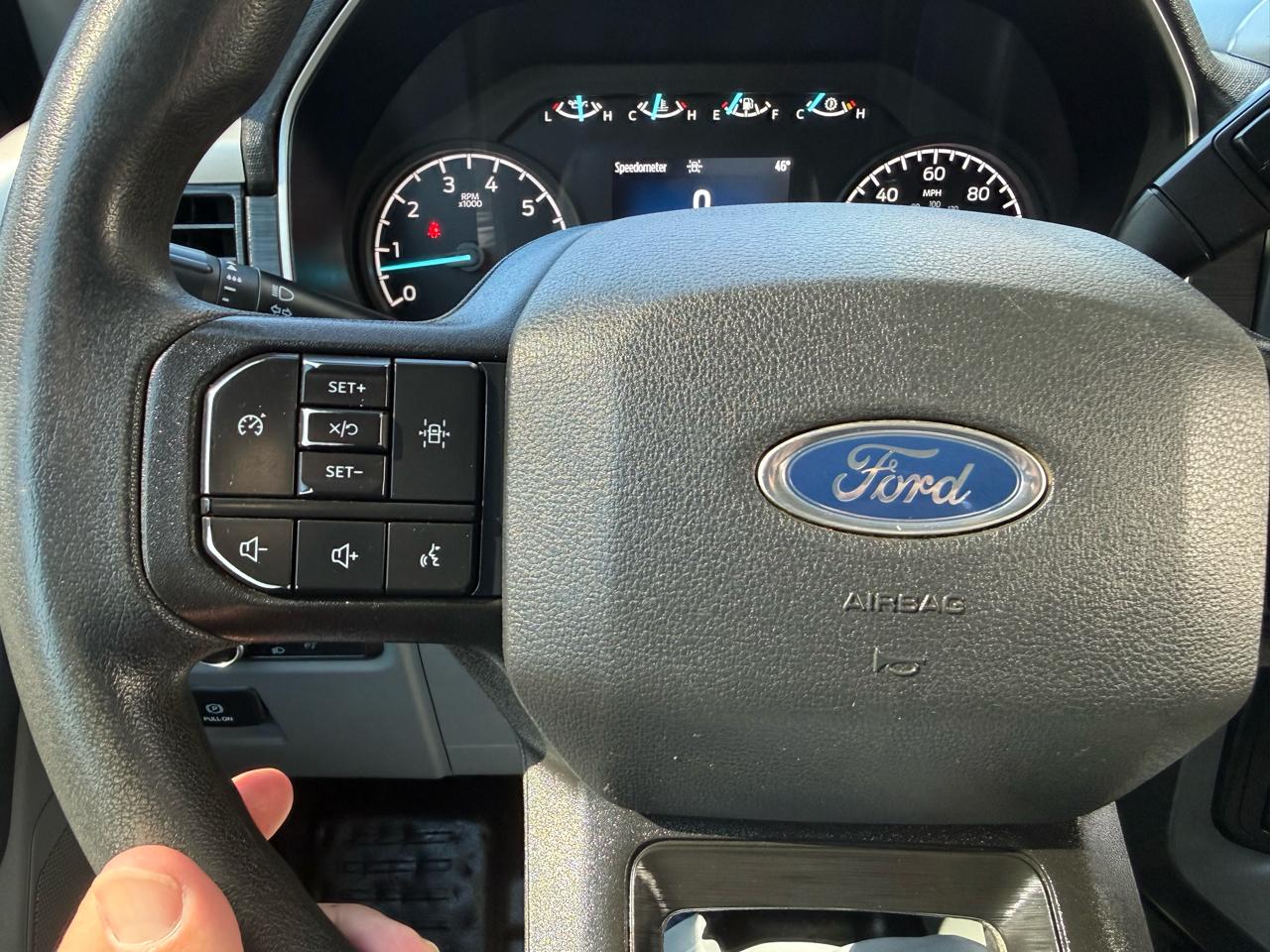 Ford F-150 4WD SuperCrew 139" XLT 2021