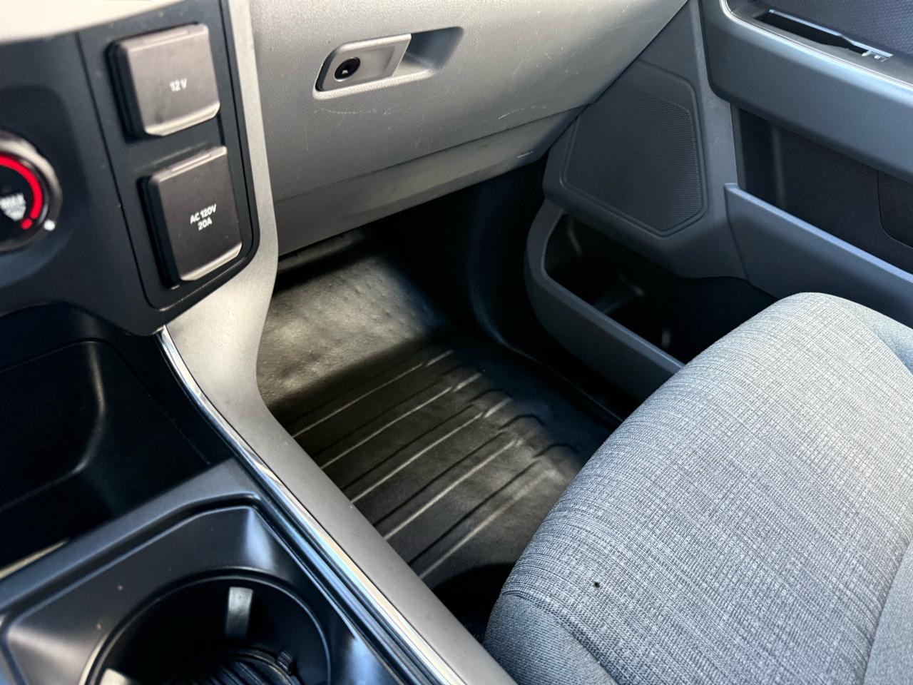 Ford F-150 4WD SuperCrew 139" XLT 2021