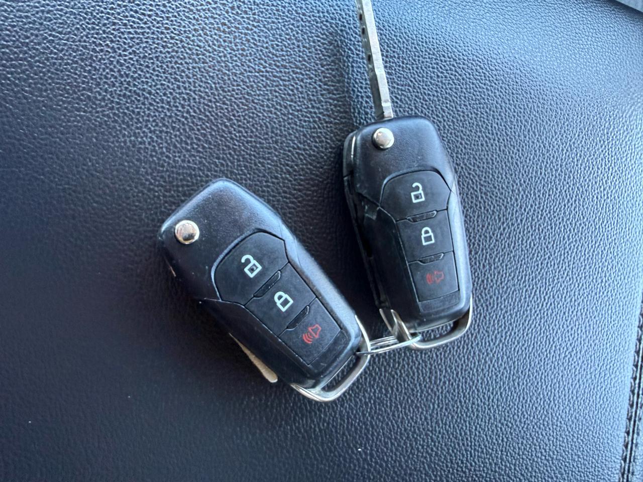 Ford F-150 4WD SuperCrew 139" XLT 2021