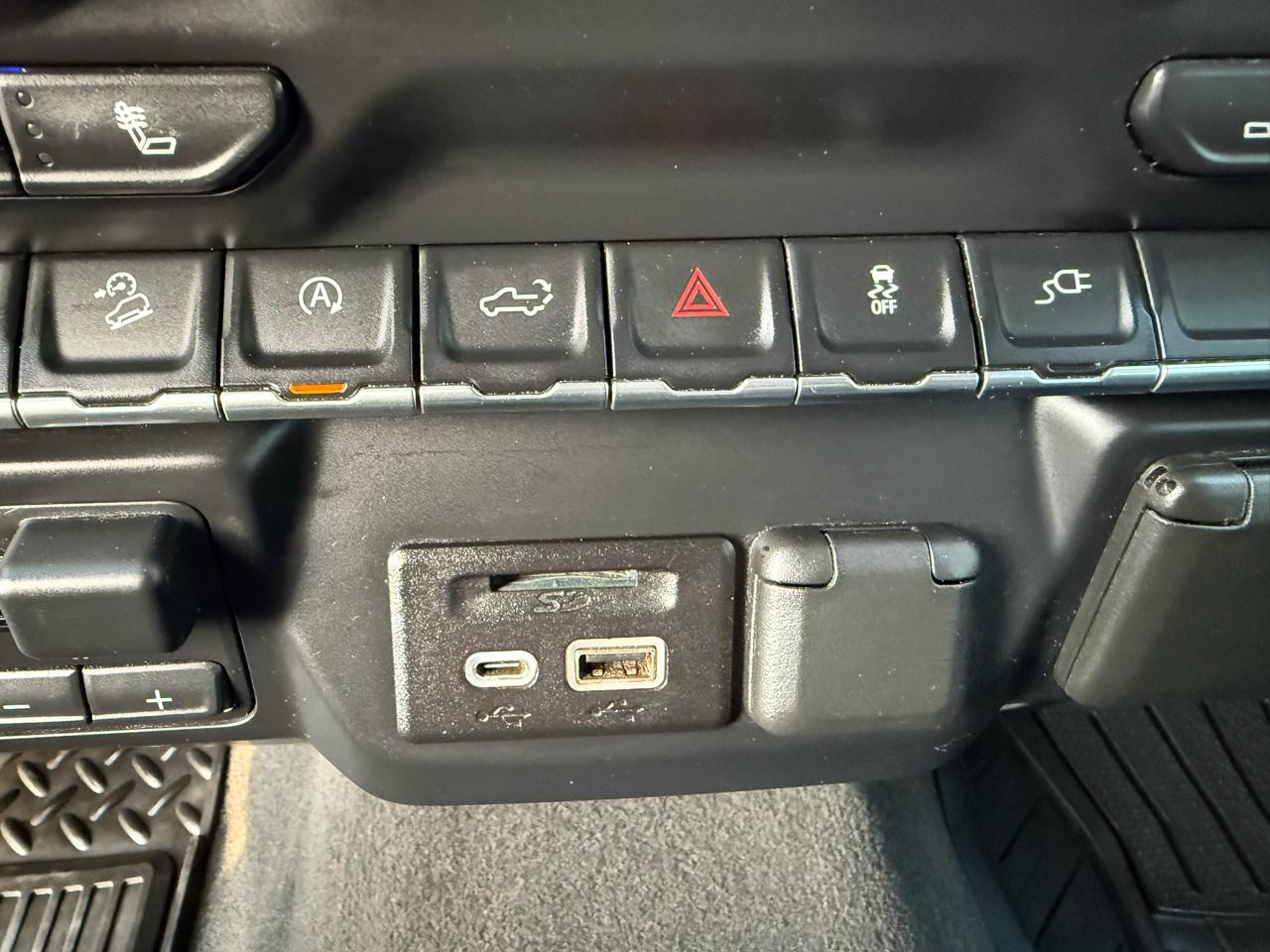 Chevrolet Silverado 1500 LT Crew Cab 4WD 2019