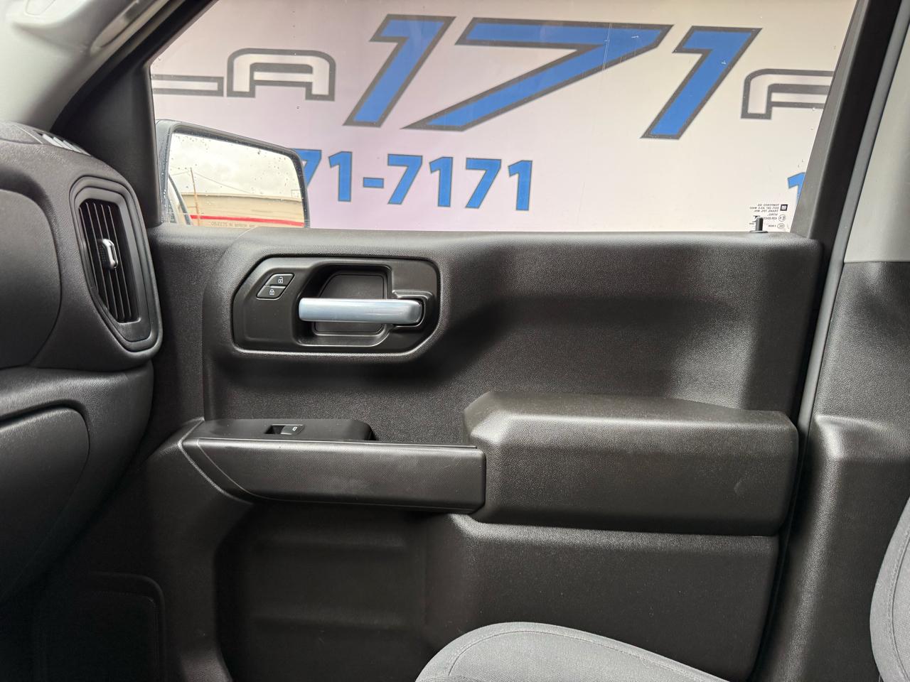 Chevrolet Silverado 1500 Custom Crew Cab Short Box 2WD 2021