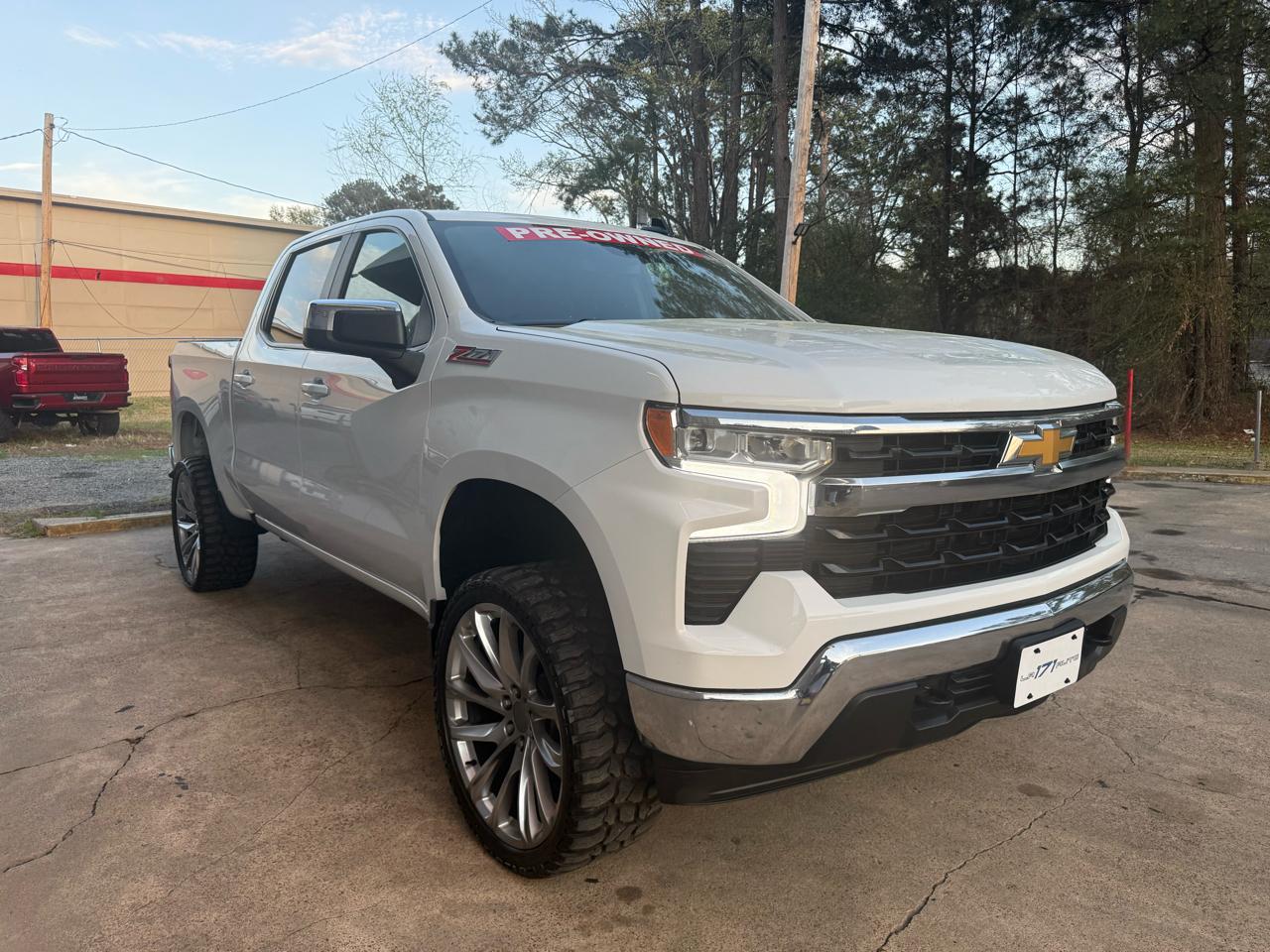 Chevrolet Silverado 1500 LT Crew Cab 4WD 2022