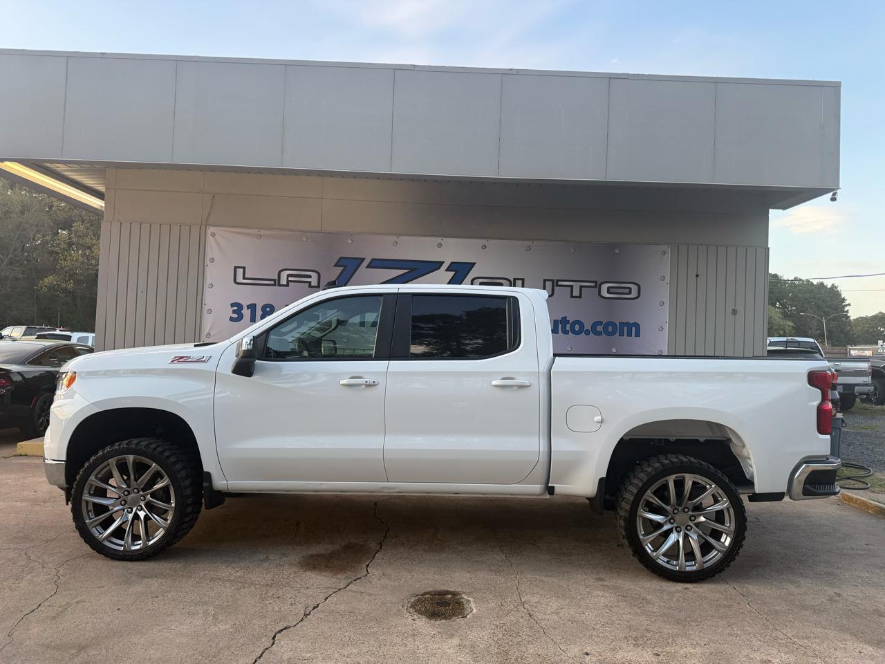 Chevrolet Silverado 1500 LT Crew Cab 4WD 2022