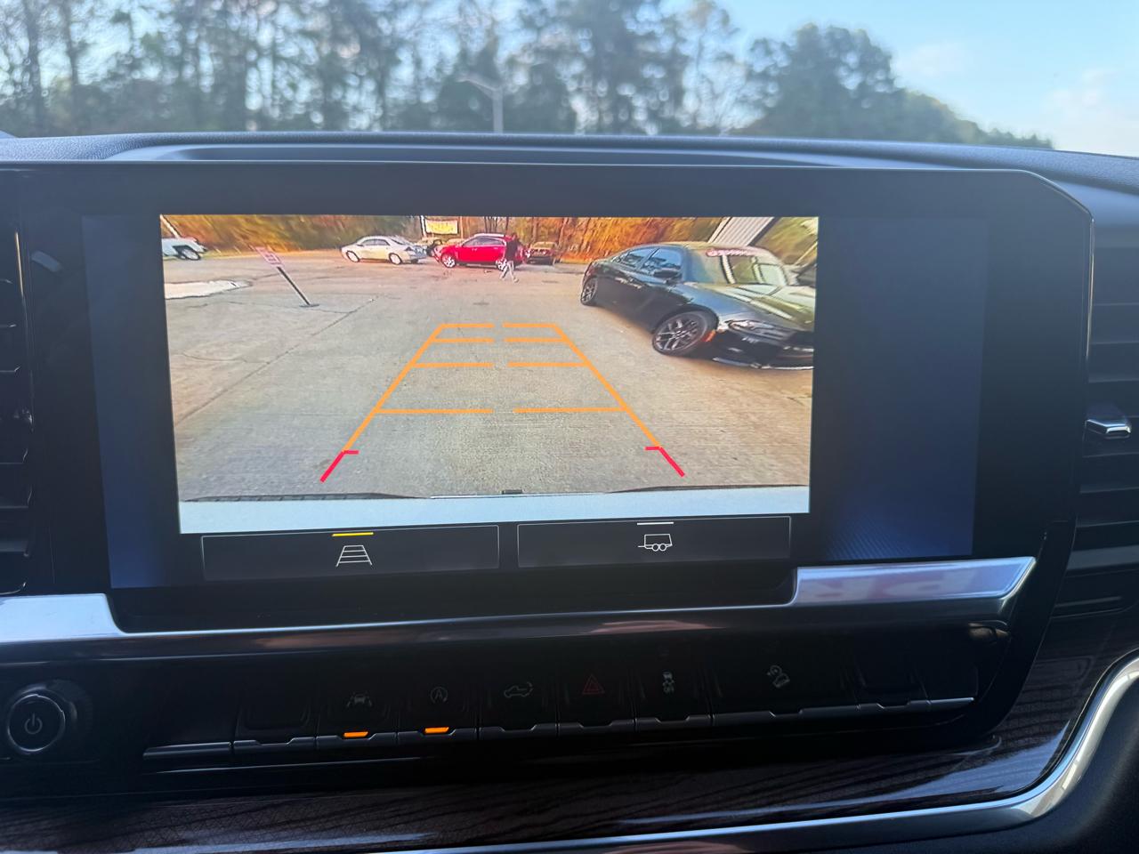 Chevrolet Silverado 1500 LT Crew Cab 4WD 2022