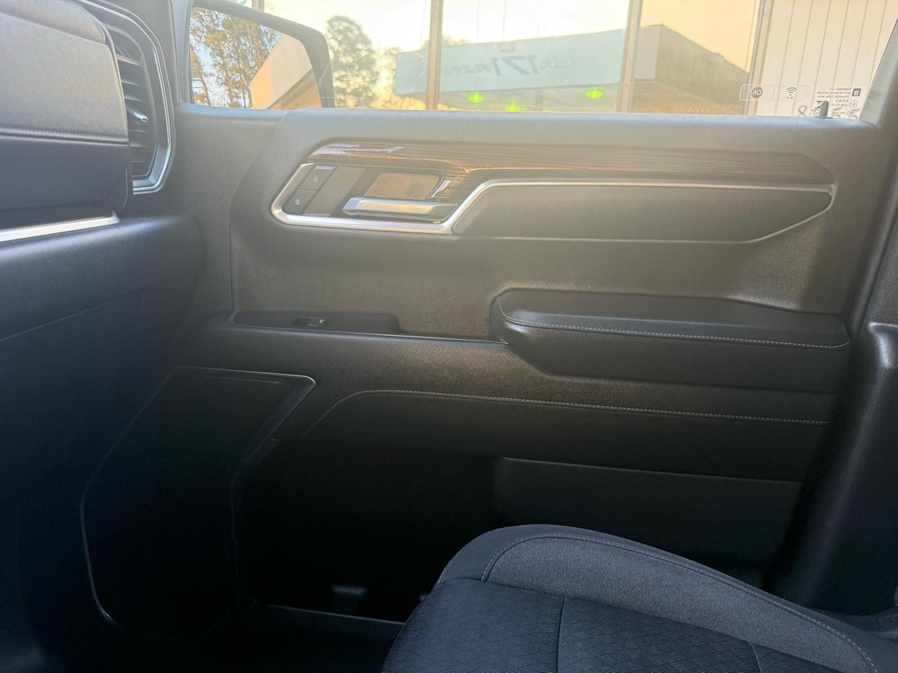 Chevrolet Silverado 1500 LT Crew Cab 4WD 2022