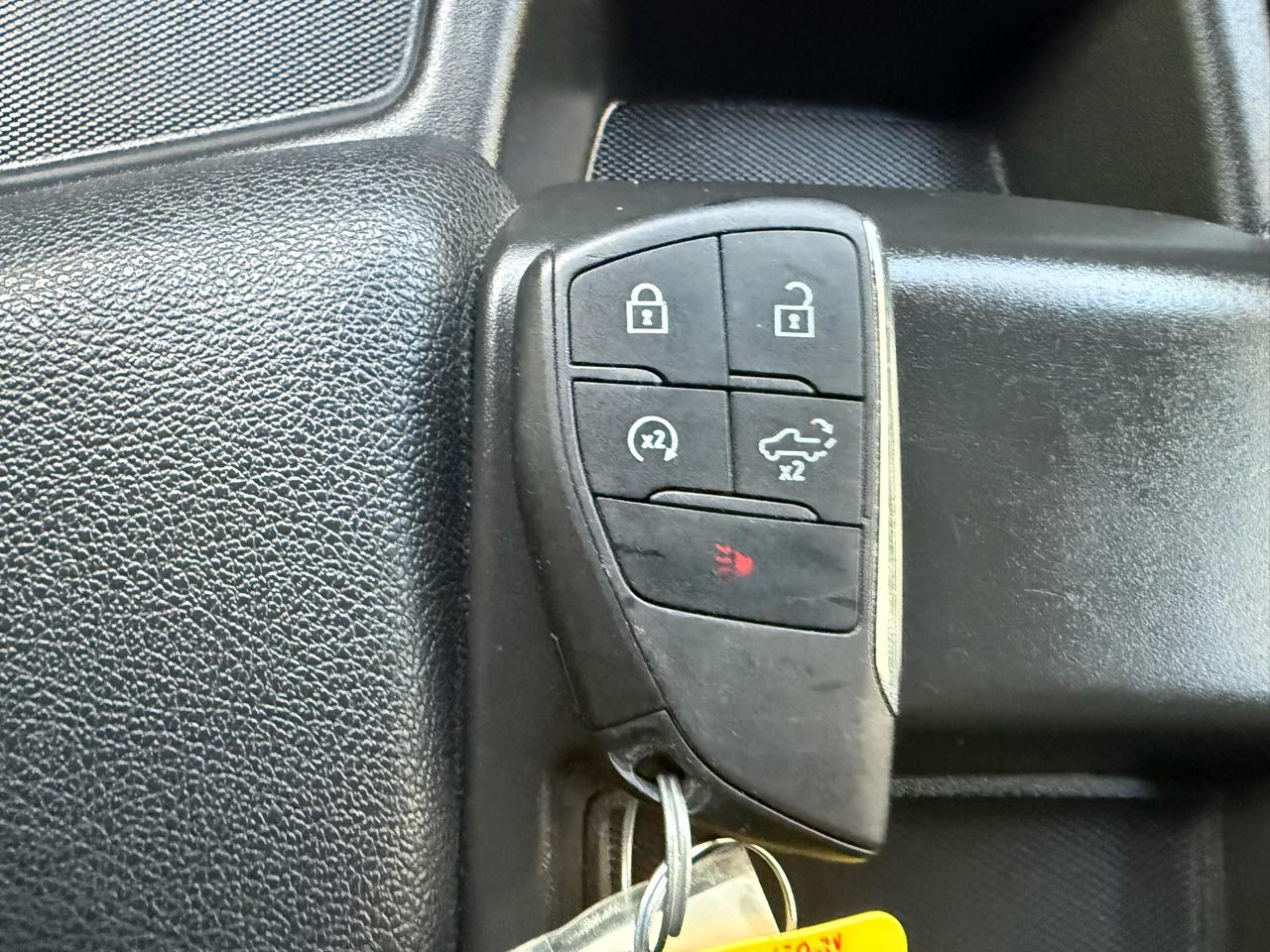 Chevrolet Silverado 1500 LT Crew Cab 4WD 2022