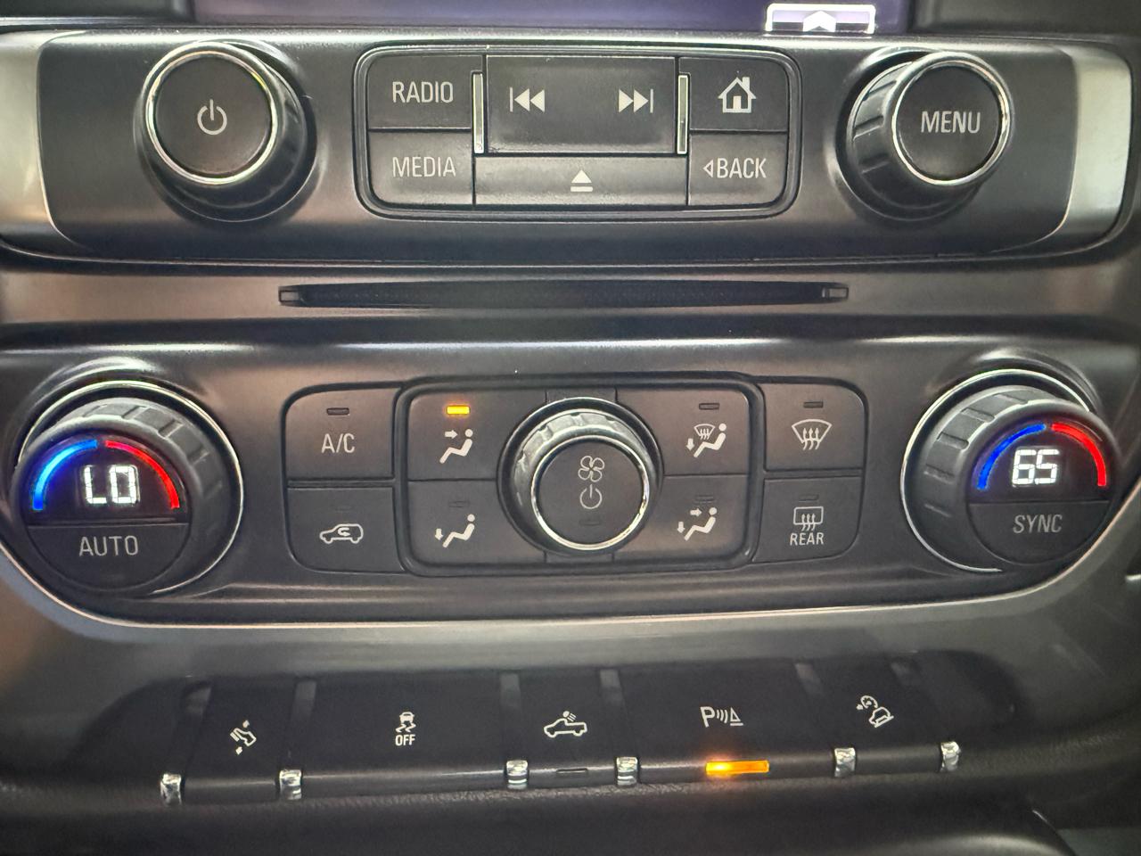 Chevrolet Silverado 1500 LTZ Crew Cab 4WD 2015