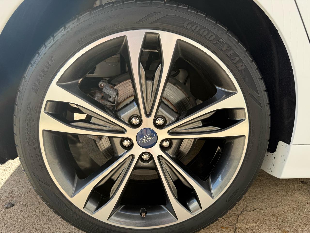 Ford Fusion Titanium AWD 2019