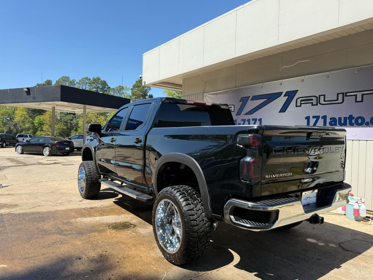 Chevrolet Silverado 1500 LT Crew Cab 2WD 2023