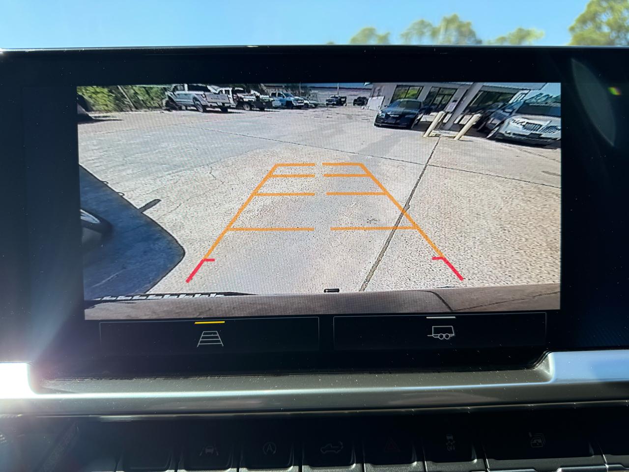 Chevrolet Silverado 1500 LT Crew Cab 2WD 2023