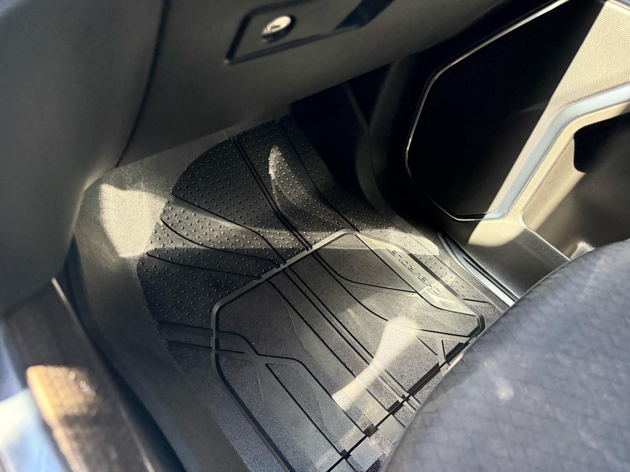 Chevrolet Silverado 1500 LT Crew Cab 2WD 2023