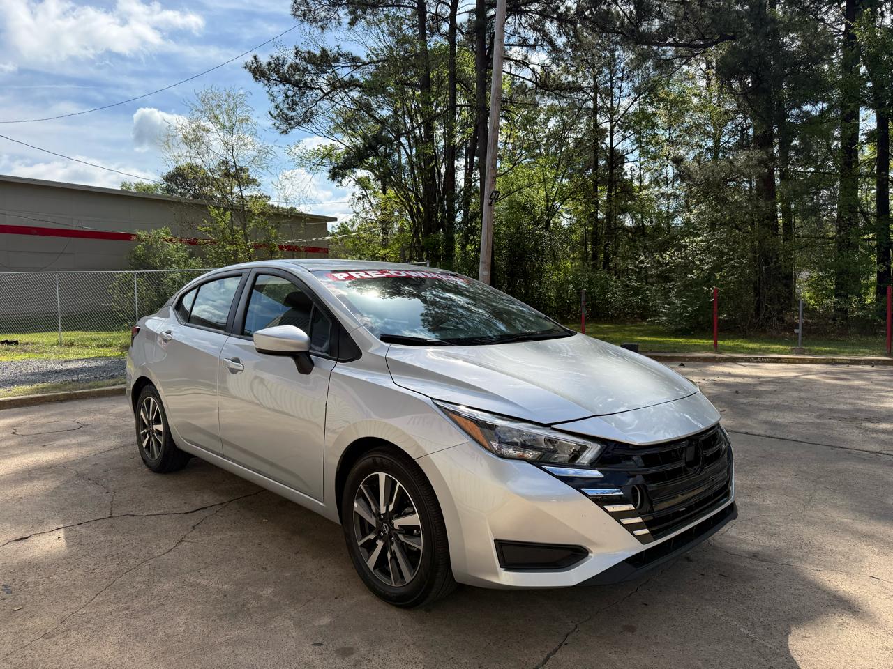 Nissan Versa SV 2025