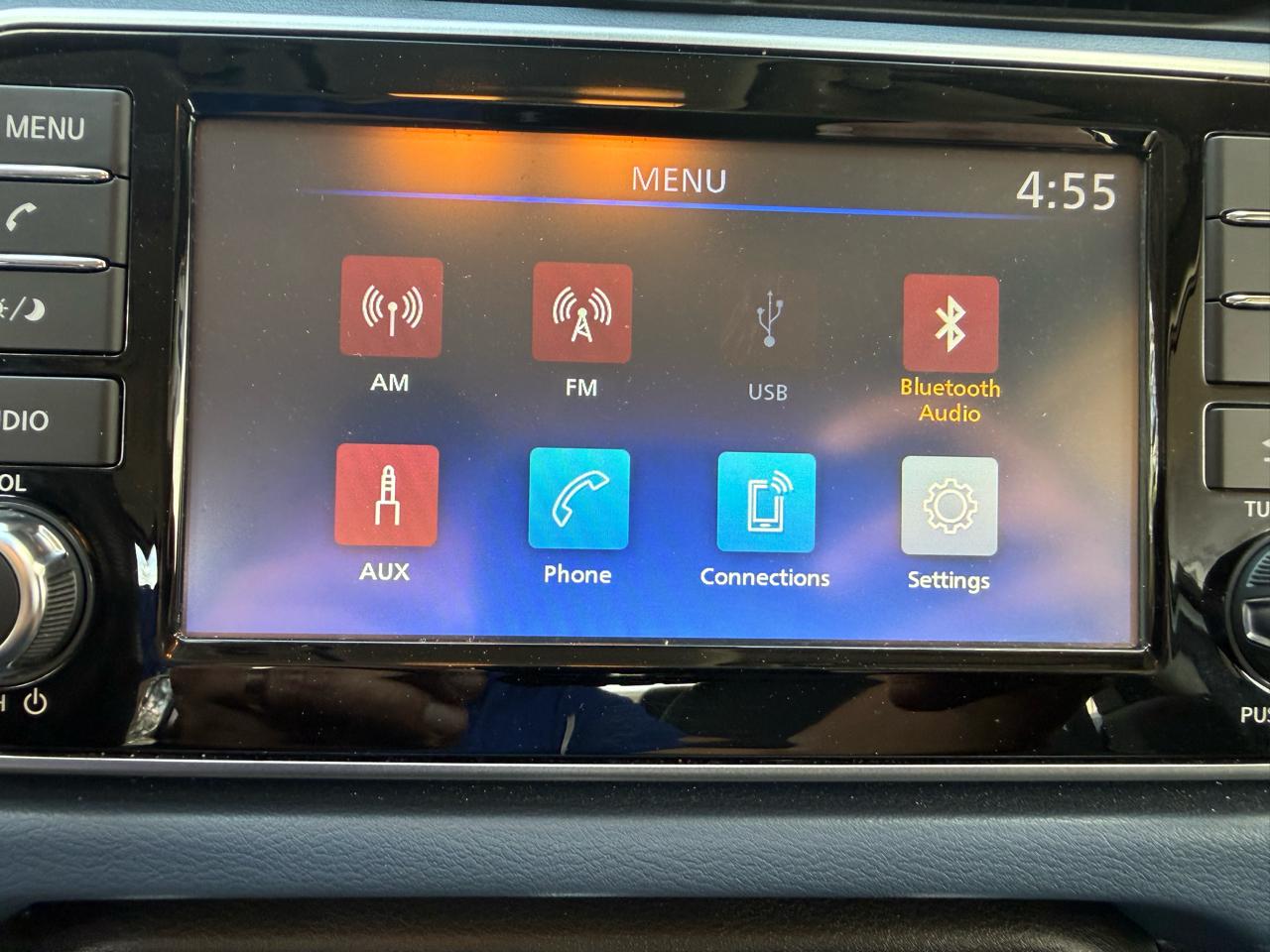 Nissan Versa SV 2025