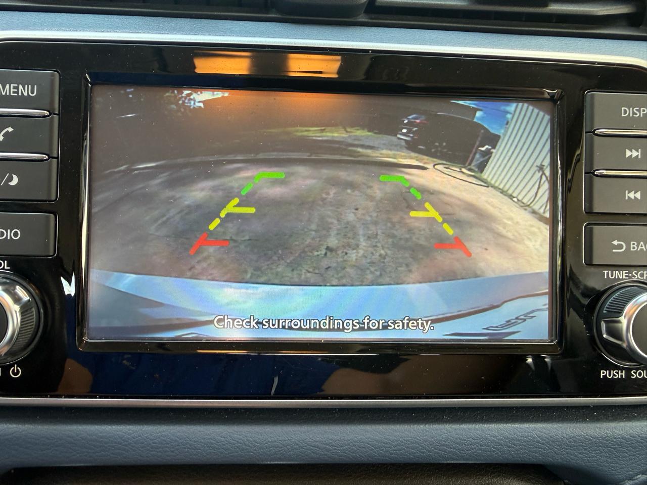 Nissan Versa SV 2025