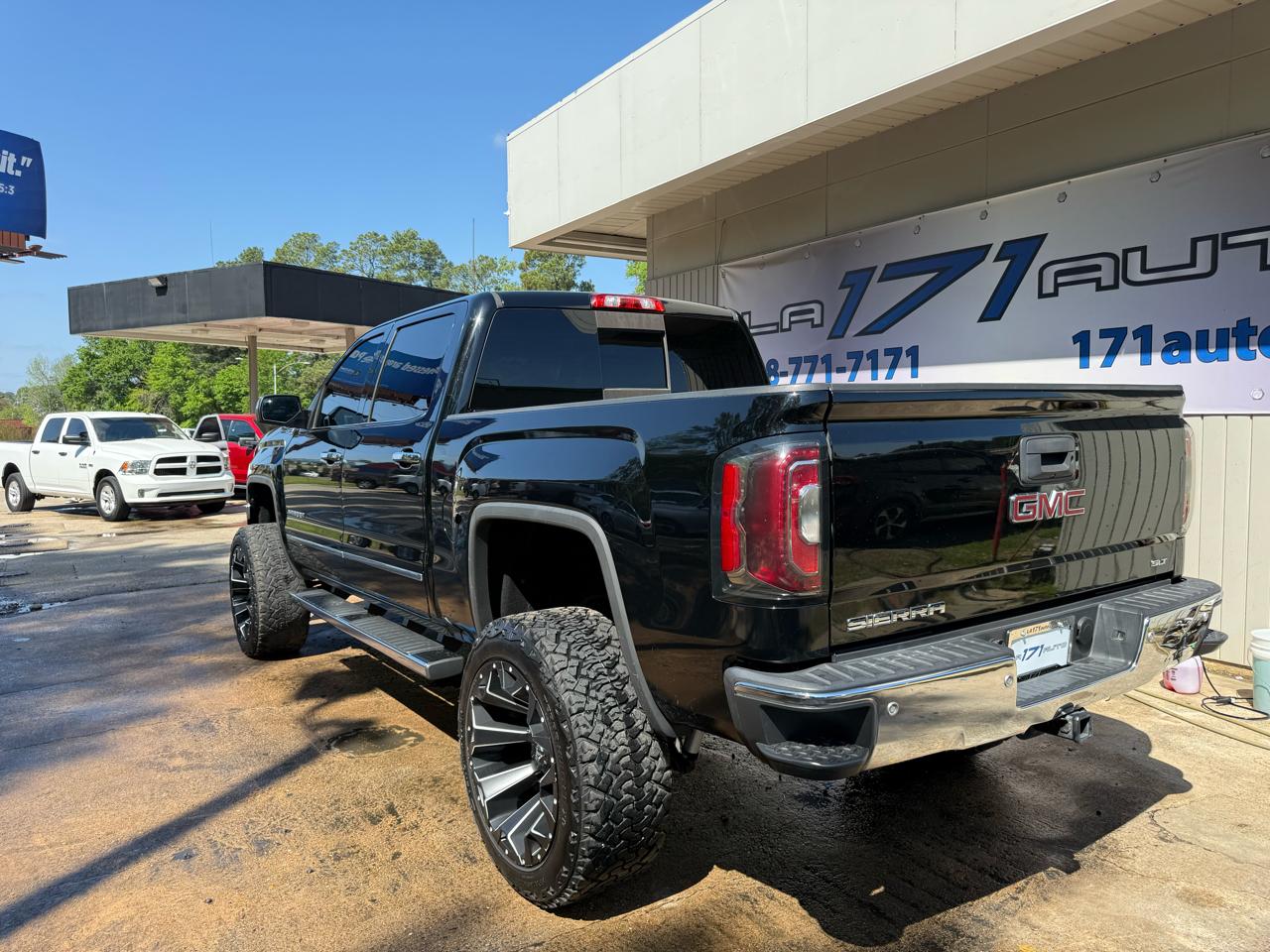 GMC Sierra 1500 SLT Crew Cab Long Box 4WD 2017