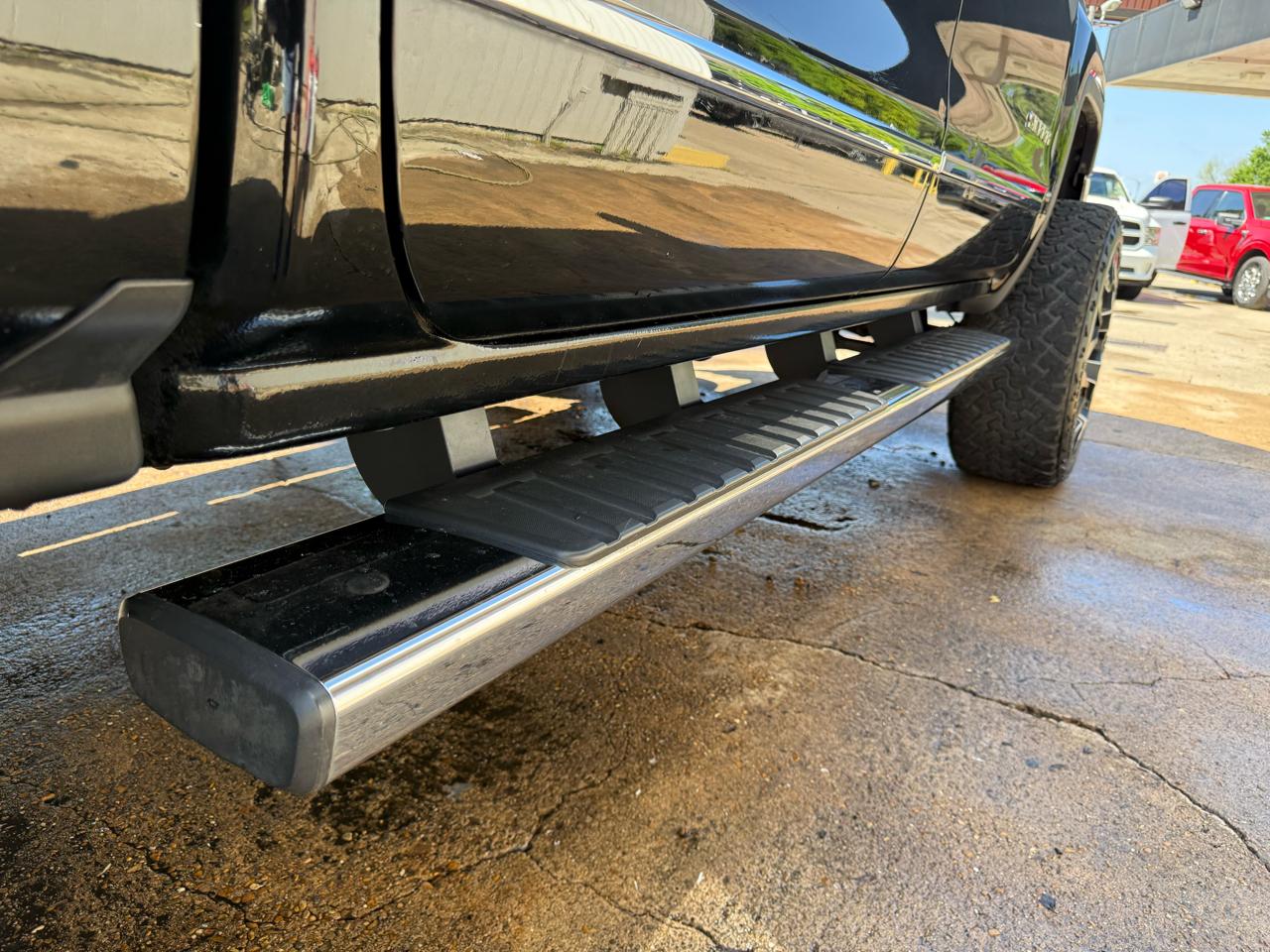 GMC Sierra 1500 SLT Crew Cab Long Box 4WD 2017