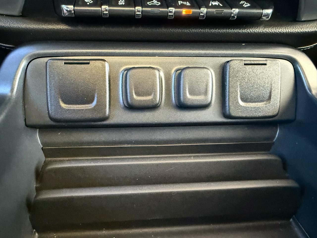 GMC Sierra 1500 SLT Crew Cab Long Box 4WD 2017