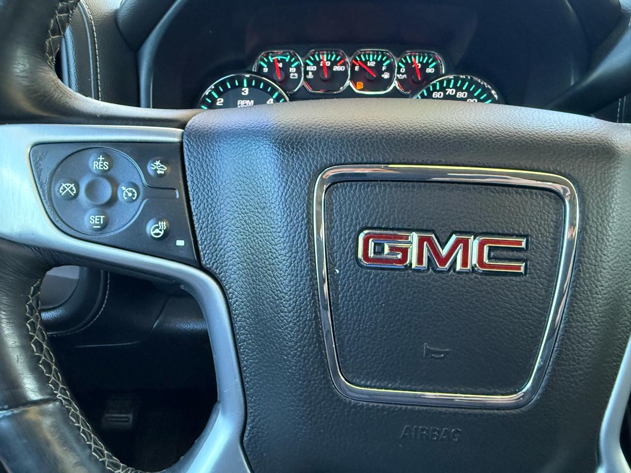 GMC Sierra 1500 SLT Crew Cab Long Box 4WD 2017