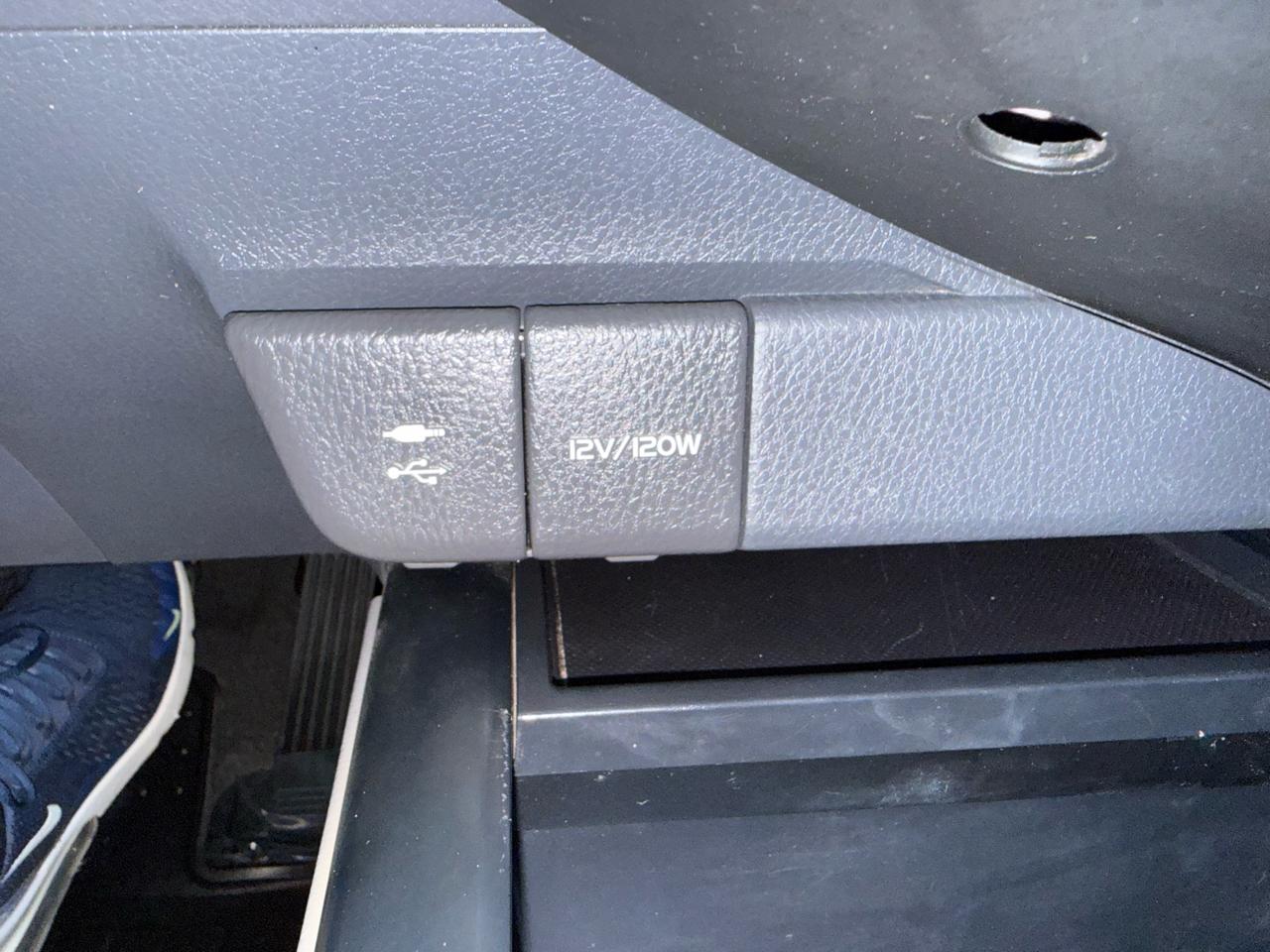 Toyota Camry SE 2019